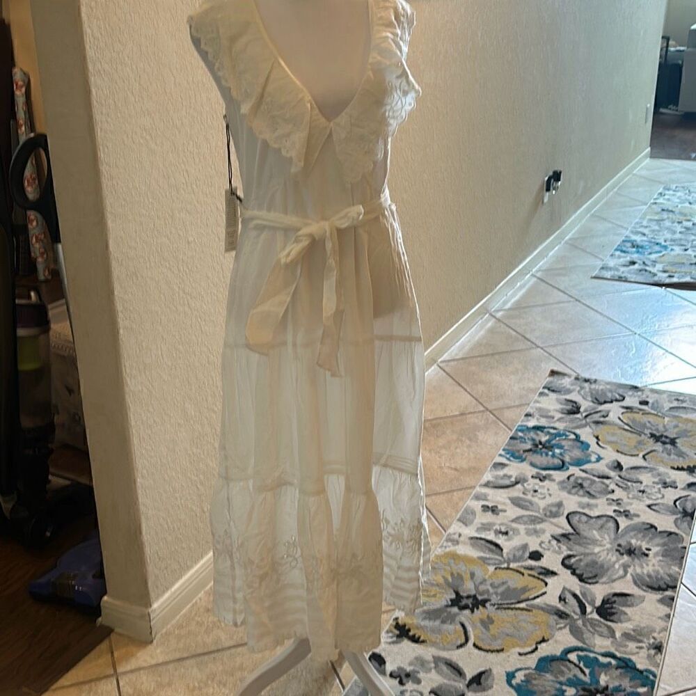 St. Roche 8 Nightingale Tiered Midi Dress Milky White Ruffled Eylet Lace Trim Ne